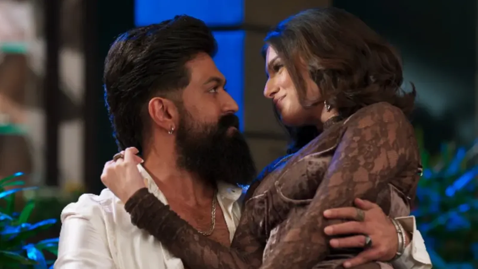 toxic, Yash, Nayanthara, Kiara Advani, Tara Sutaria, Huma Qureshi, Rukmini Vasanth
