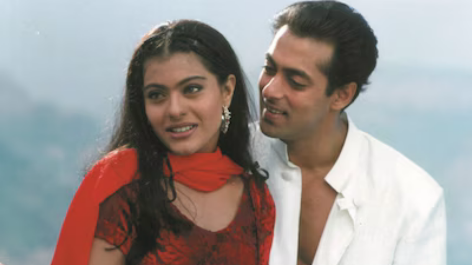 Kajol, Bollywood Movies, 90s Bollywood, DDLJ, Bollywood Throwback, Kuch Kuch Hota Hai, Pyaar Kiya To Darna Kya