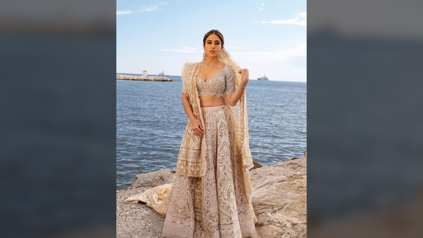Bollywood, Fashion, Bollywood Fashion, Fashion Goals, Sara Ali Khan, Bollywood Actress