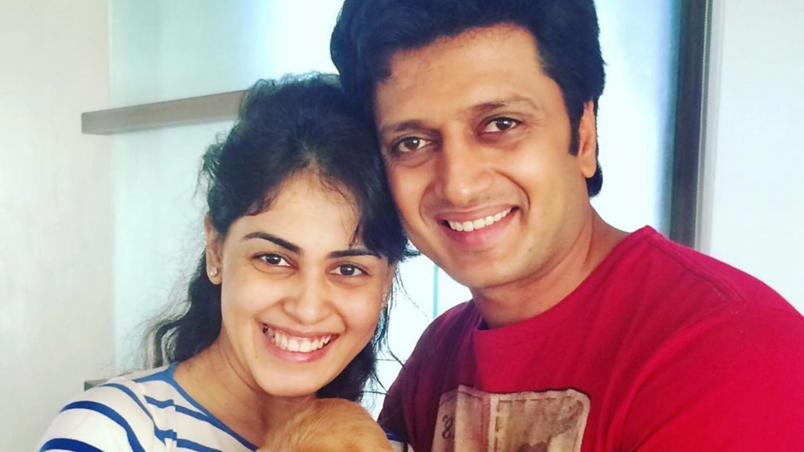 Genelia D’souza, Riteish Deshmukh, Bollywood Couple, Couple Goals, Candid Pics
