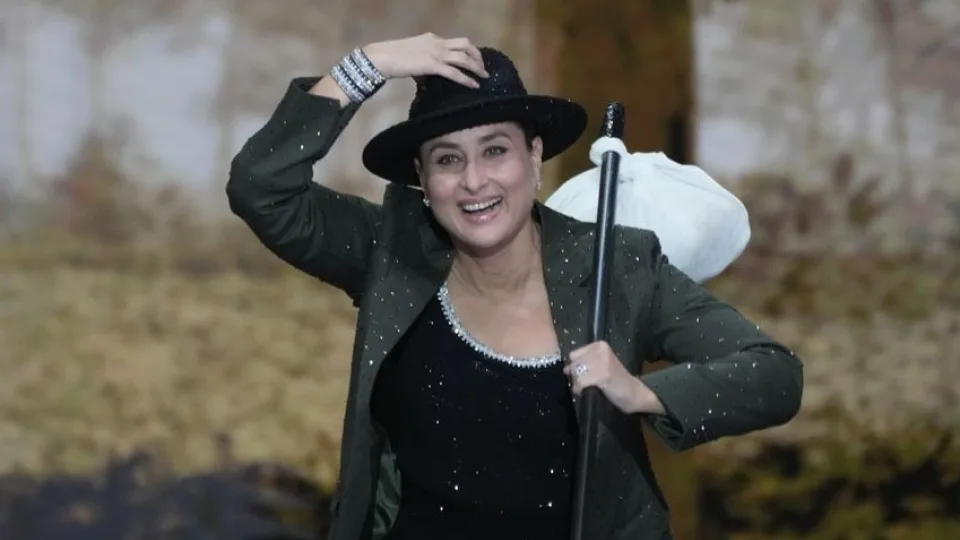 Kareena Kapoor Khan performing a tribute to Raj Kapoor at IIFA 2025